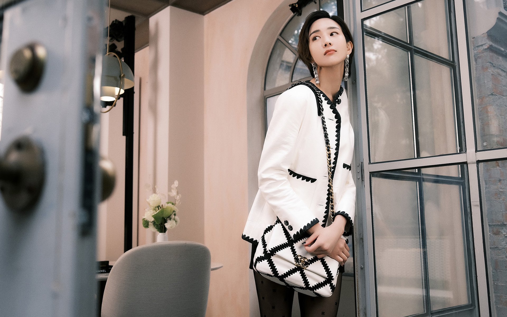 JiuyouAPP下载-球迷自制海报，点亮欧冠赛场，欧冠海报,简笔画